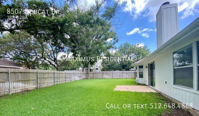 Building Photo - 8507 Bobcat Dr