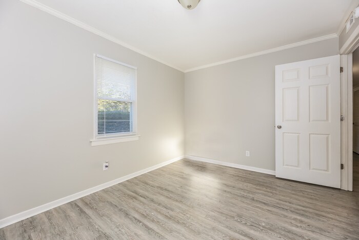 Building Photo - 122 Winterhaven Rd