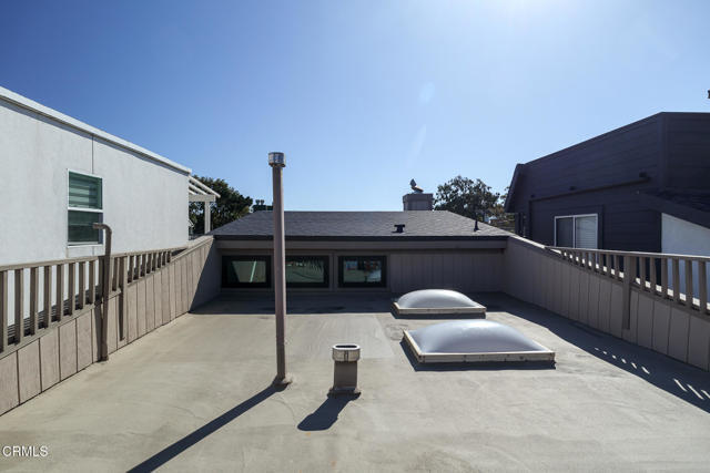 Building Photo - 337 Highland Dr