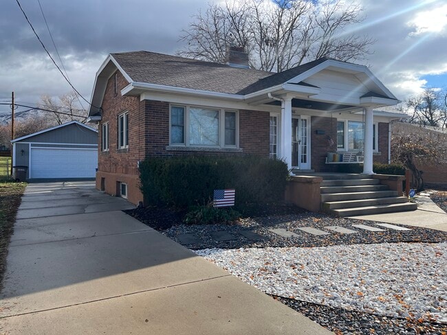 Building Photo - 2765 S Imperial St