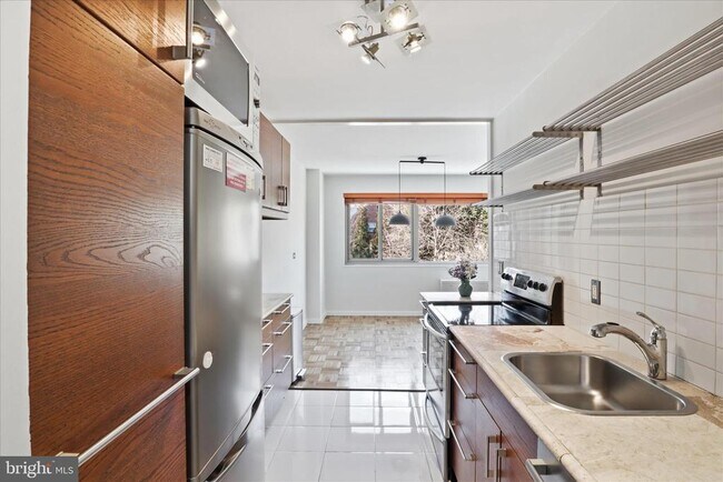 Building Photo - 4600 Connecticut Ave NW