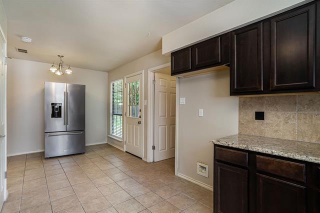 Building Photo - 3420 Jonquil Ln