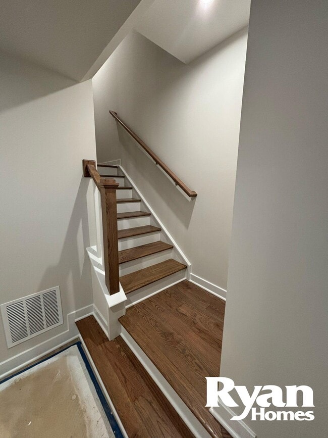 Building Photo - 4504 Dandelion Loop