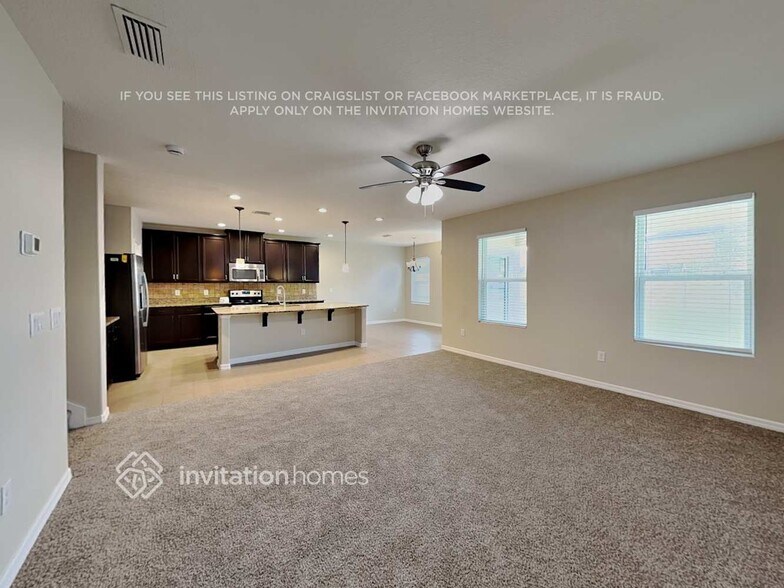 Building Photo - 18840 Deer Tracks Loop