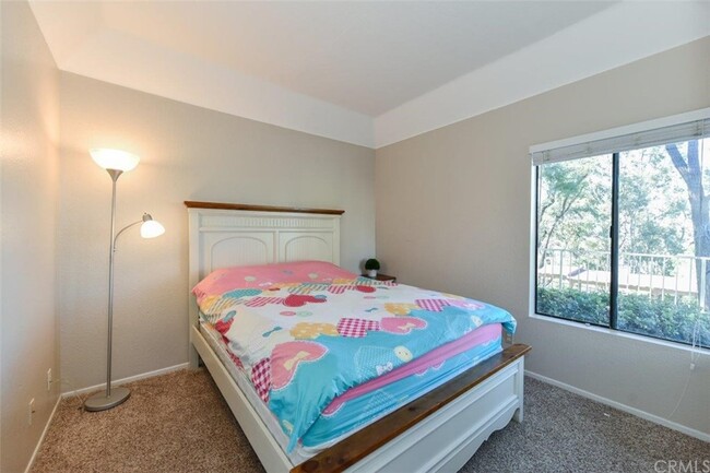 Building Photo - 22757 Lakeway Dr