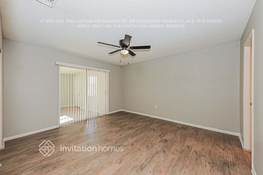 Building Photo - 3937 N Golden Ave