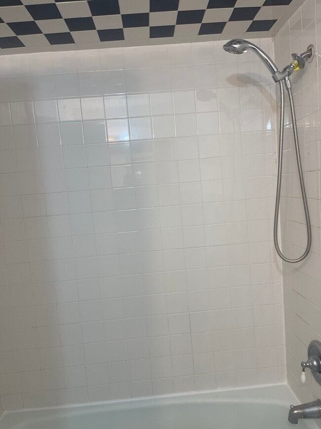 Building Photo - 10445 Austin Ave