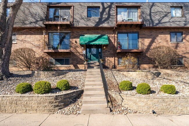 Primary Photo - 2501 26th Ave Ct