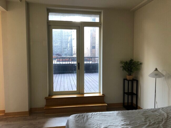 Building Photo - 741 N Milwaukee St