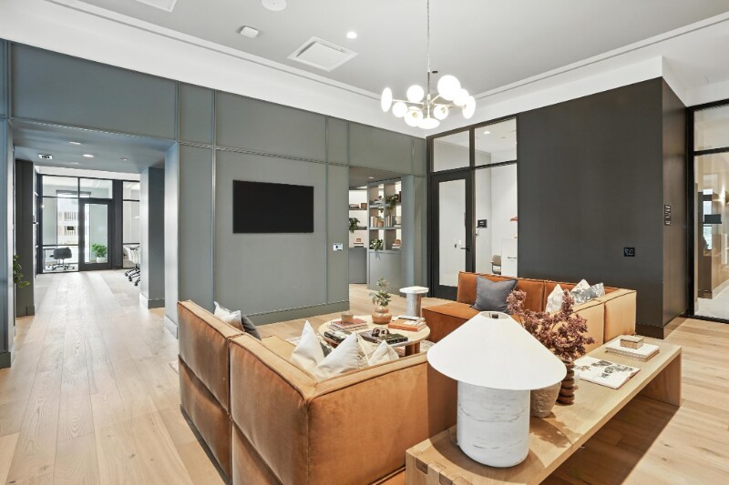 Building Photo - 1100 W Carroll Ave