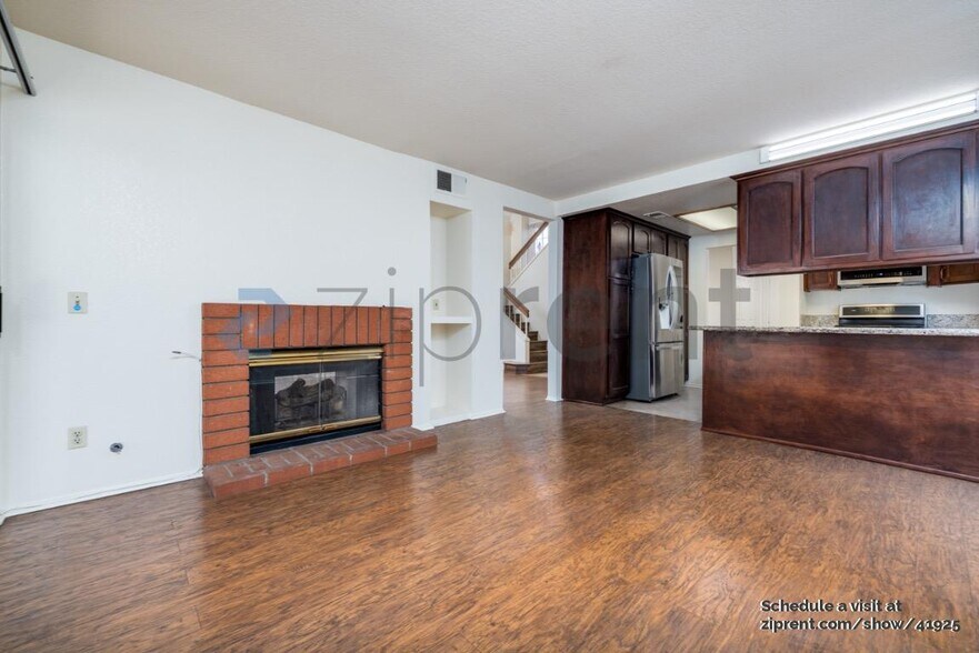 Building Photo - 11358 Havstad Dr