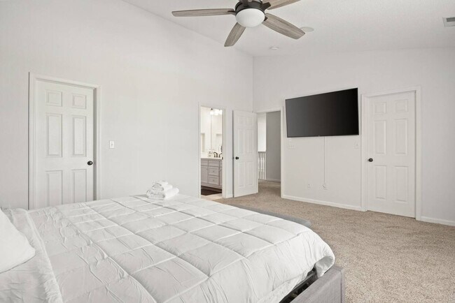 Building Photo - 3766 White Cliff Way