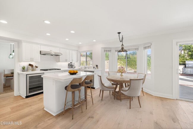 Building Photo - 5442 Alfonso Dr