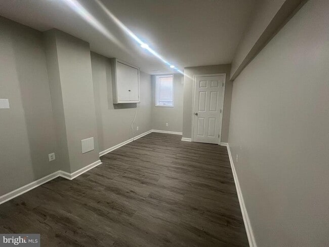 Building Photo - 3031 Shannon Dr