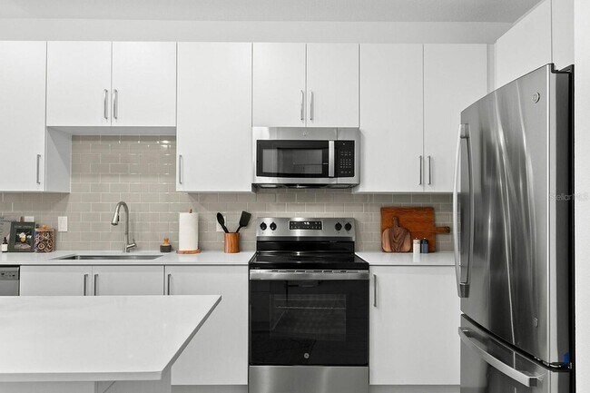 Building Photo - 5476 Angel Wy