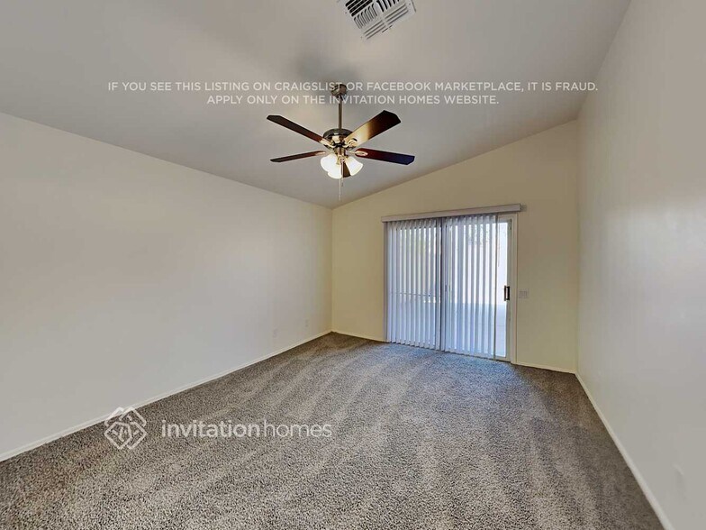 Building Photo - 1003 N Alvaro
