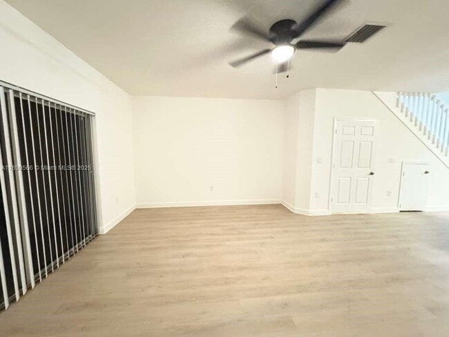 Building Photo - 2962 NW 35th Ave