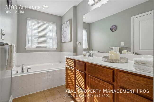 Building Photo - 3103 Alliance Ct