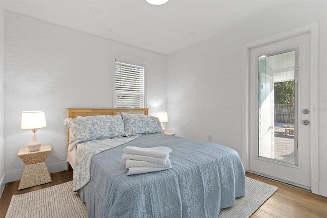 Building Photo - 13304 2nd St E