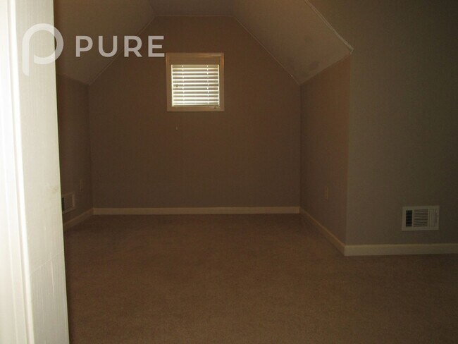 Building Photo - 2021 Hidden Forest Ln