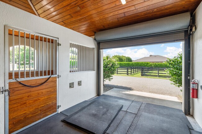 Building Photo - 3473 Grand Prix Farms Rd