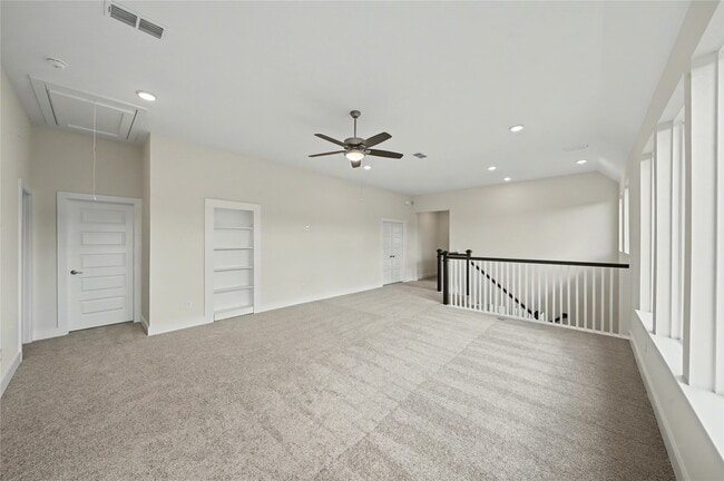 Building Photo - 5623 Logan Ridge Ln