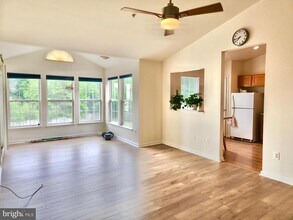 Building Photo - 7505 Calderon Ct