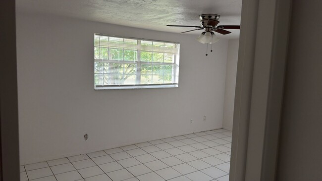 Building Photo - 6403 Eric Dr