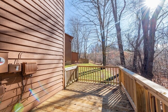 Building Photo - 112 Wickham Square