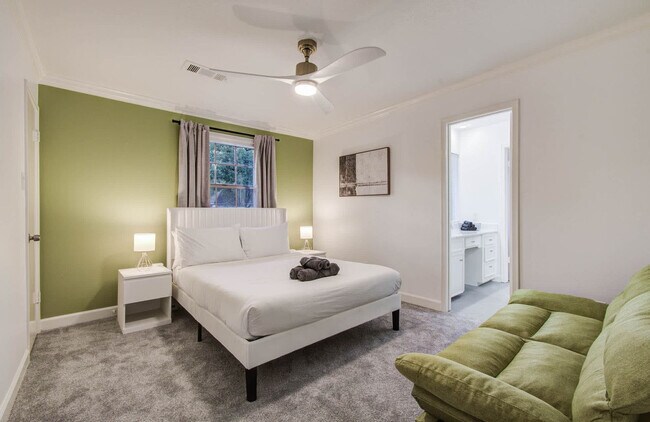 Building Photo - 5135 Westerham Pl