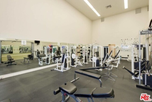 Gym - 3009 Nicada Dr