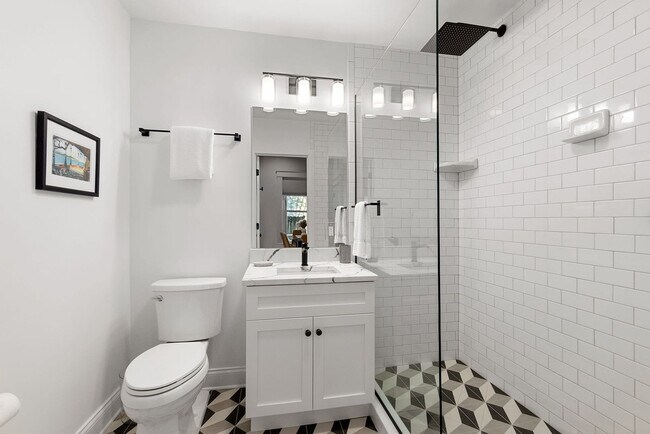 Building Photo - 15 Old Mission Ave