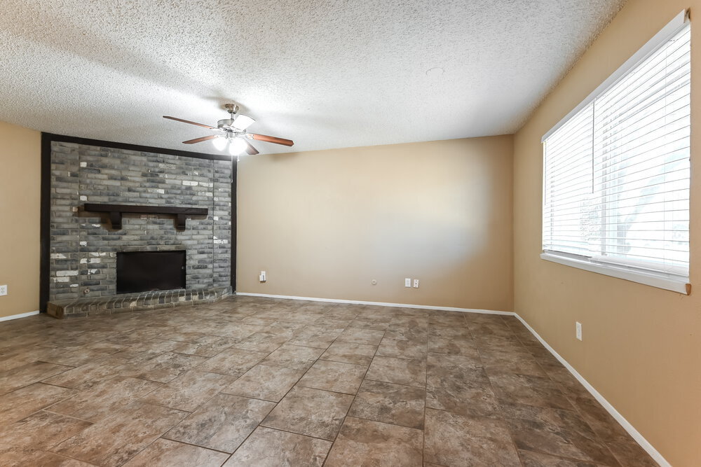 Building Photo - 1522 Sunset Ln