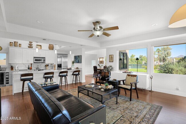 Building Photo - 7760 E Gainey Ranch Rd