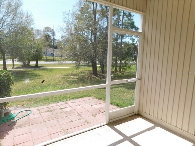 Building Photo - 12450 Country White Cir
