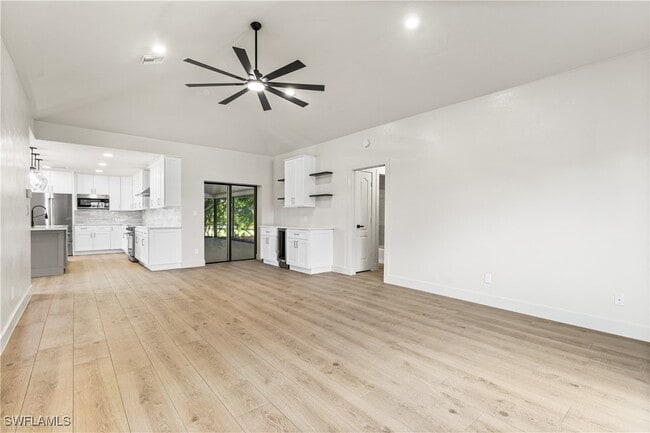 Building Photo - 1911 Princess Ct