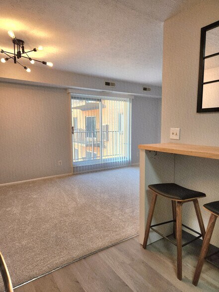 Building Photo - 3675 Clague Rd
