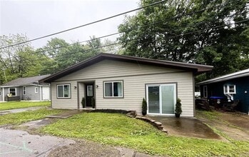 Building Photo - 12013 Teifer Ave