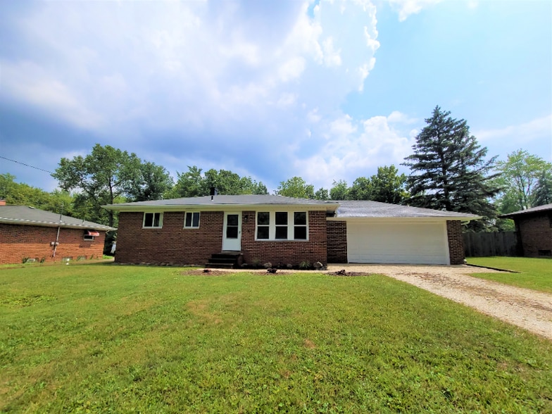 Primary Photo - 3952 Marie Dr