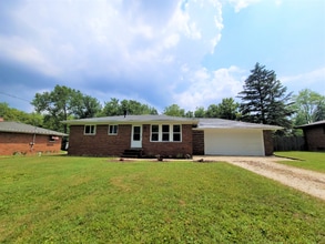Building Photo - 3952 Marie Dr