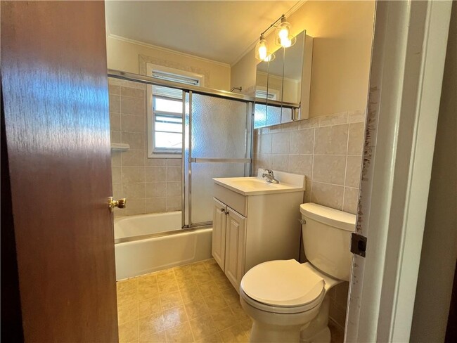 Building Photo - 70 Carroll Ave