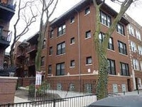 Building Photo - 713 W Barry Ave