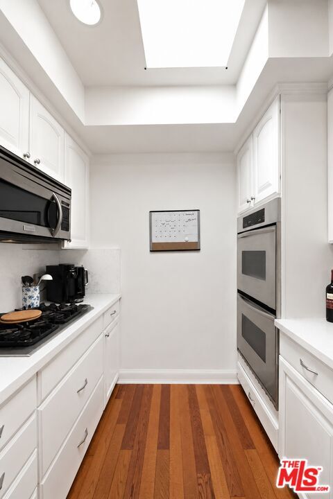 Building Photo - 1135 Rexford Dr