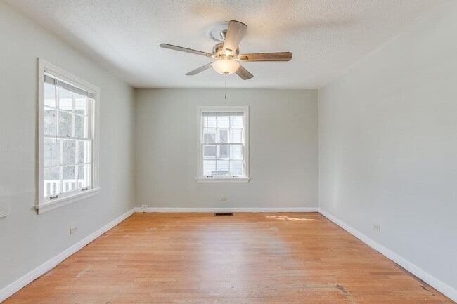 Building Photo - 3703 S Sherman St