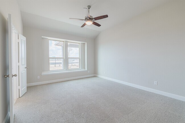 Building Photo - 12611 White Pelican Ct