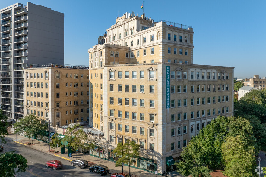 Primary Photo - Park View Apartments