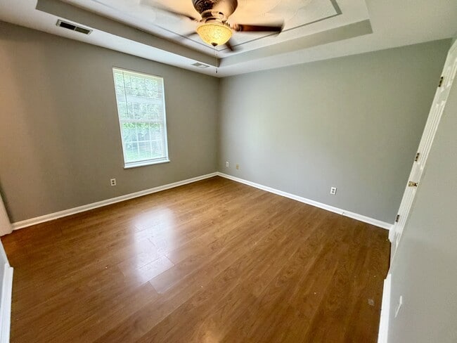 Building Photo - 115 Carey Ct