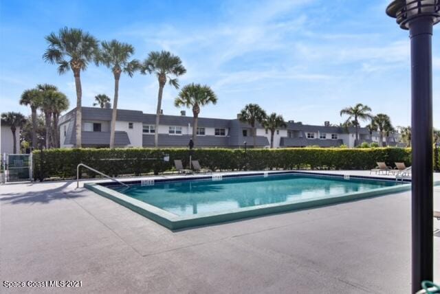 Building Photo - 419 Blue Jay Ln