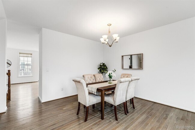 Building Photo - 2769 Ashcombe Dr.
