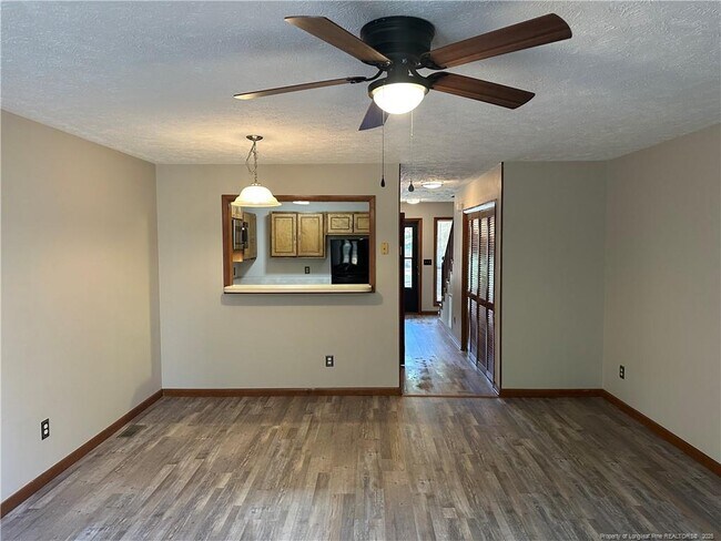 Building Photo - 1202 Huntsman Ct